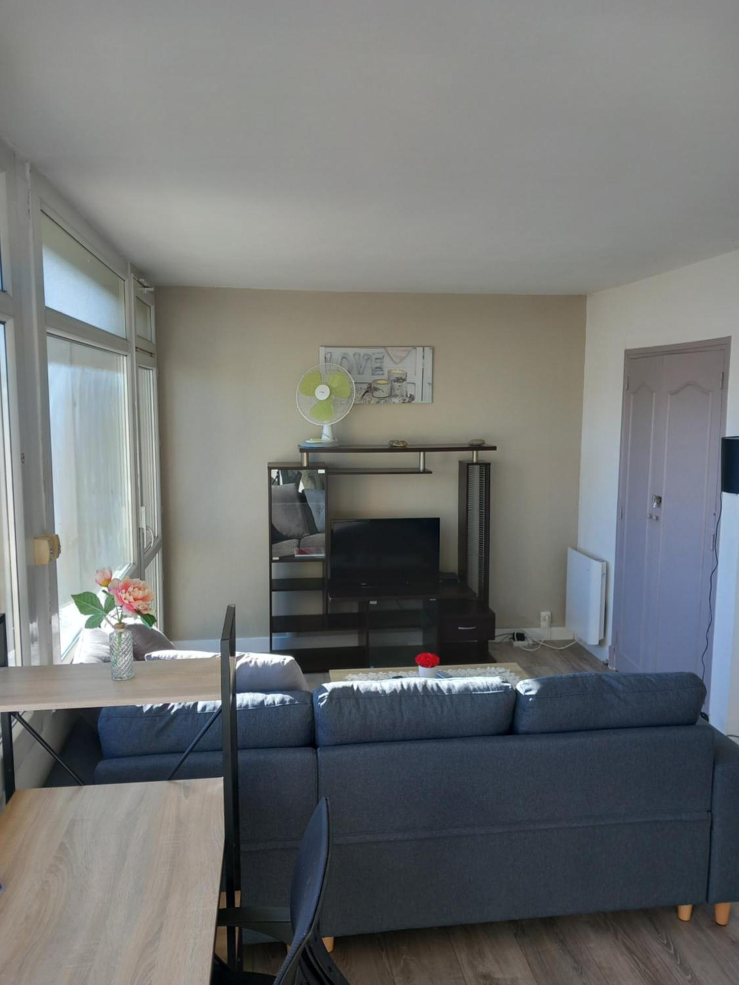 شقة Cap Sud - 53M2- Vue Pyrenees- Hypercentre-Wifi Fibre -Nouvelle Literie تارْب المظهر الخارجي الصورة